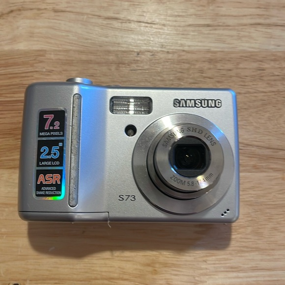 Samsung digital camera